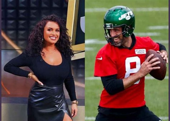 Chiefs heiress Gracie Hunt flaunts her game-bikini in the snow and breaks the internet with
