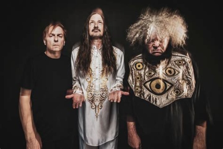 Exploring The Personal Life Of The Melvins Frontman