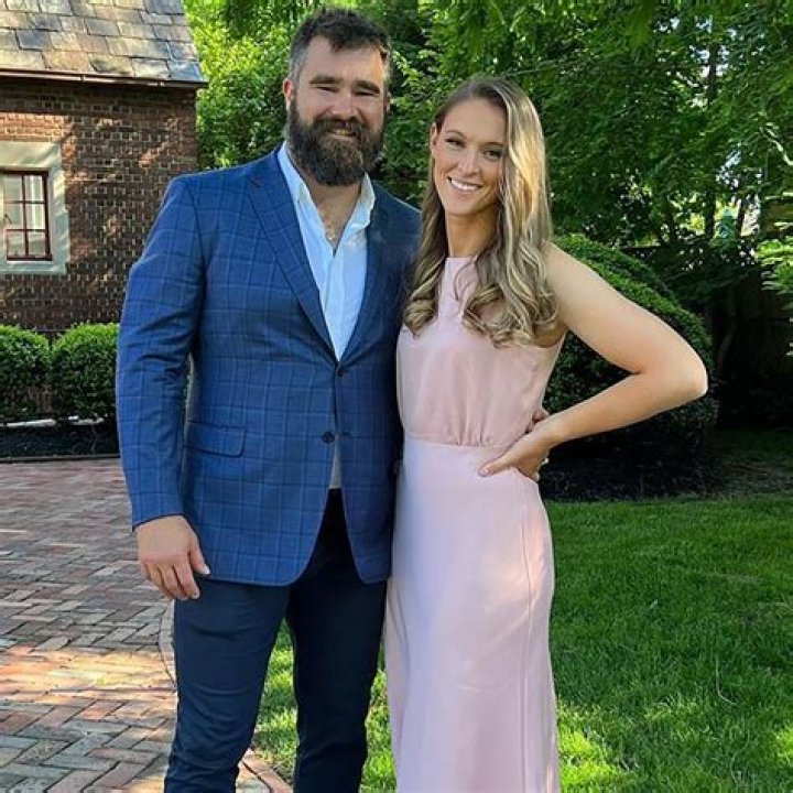 Jason Kelce's Wife's Miscarriage: A Heartbreaking Journey