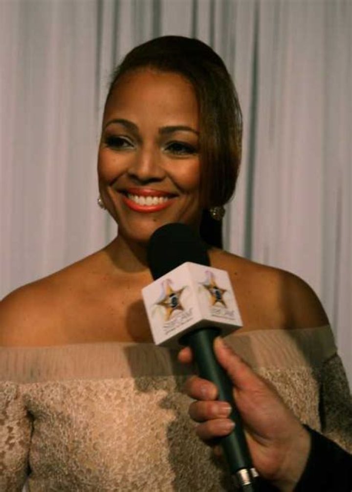 Kim Fields Height, Weight, Age, Spouse, Family, Facts, Biography