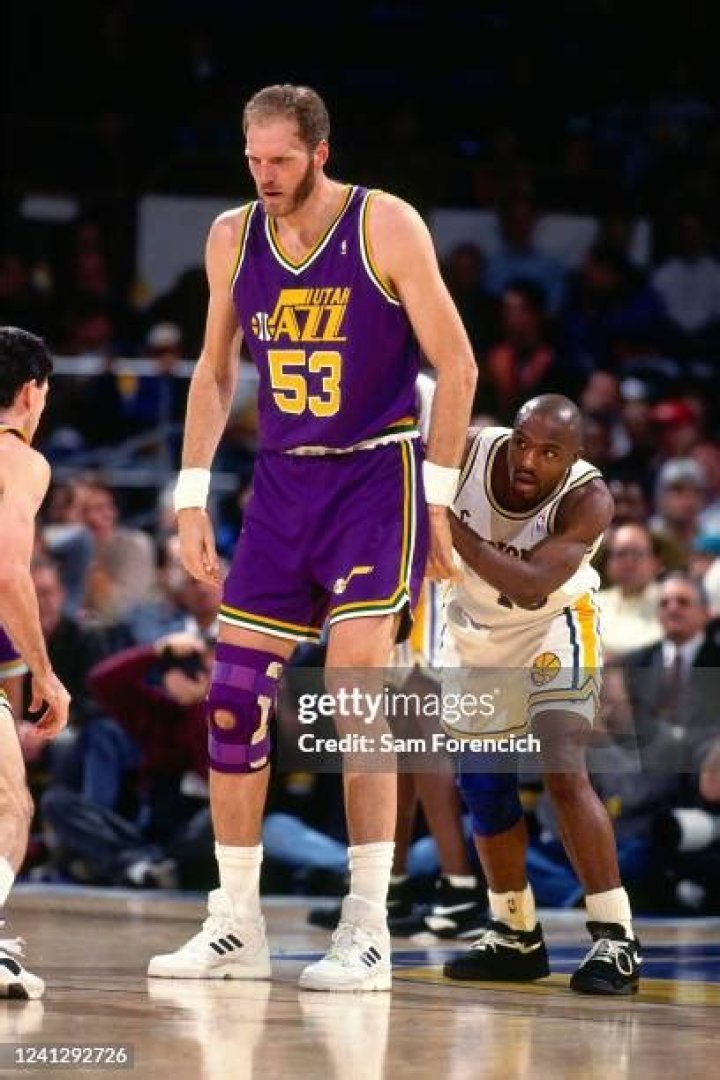 Mark Eaton ·