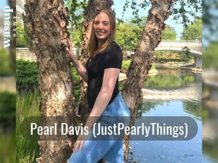 Pearl Davis JustPearlyThings Height, Weight, Net Worth, Age, Birthday, Wikipedia, Who, Instagram
