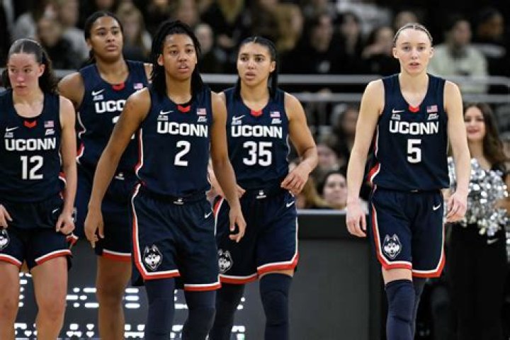 UConn Huskies: Who Are Andre Jackson Parents? Siblings And Girlfriend