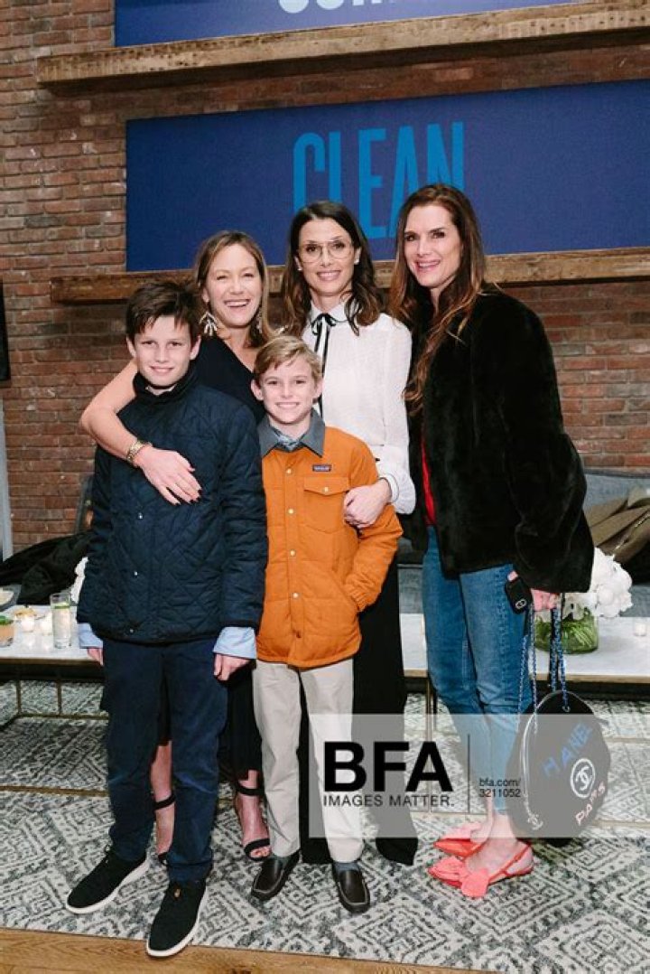 Uncover The Inspiring Journey Of John Edward Thomas Moynahan: Tom Brady's Son