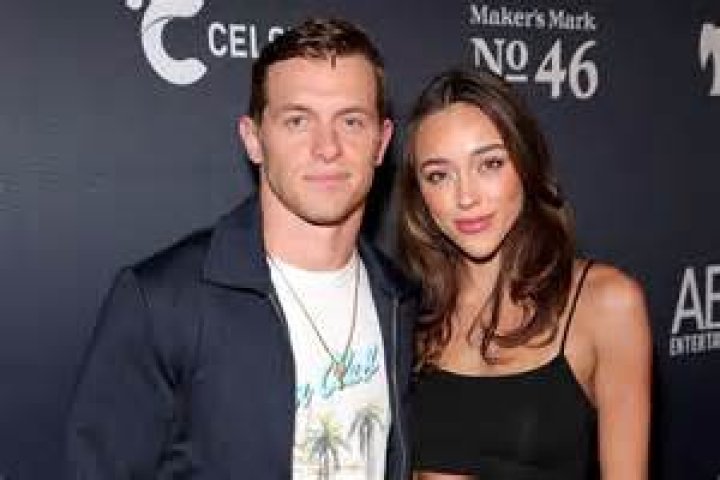 Who is Sophia Culpo ex-girlfriend of Braxton Berrios, age, height, net worth, Instagram
